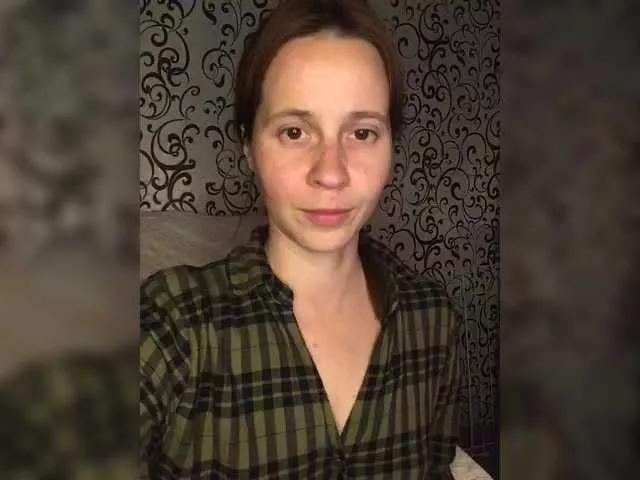 Januaryy from BongaCams