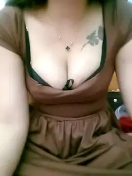 Lisa20zv from StripChat is Freechat